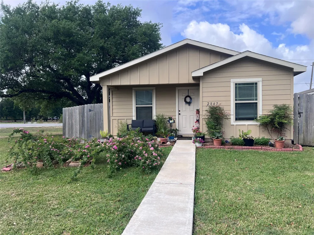 2847 Golf Crest Drive Wharton, TX 77488