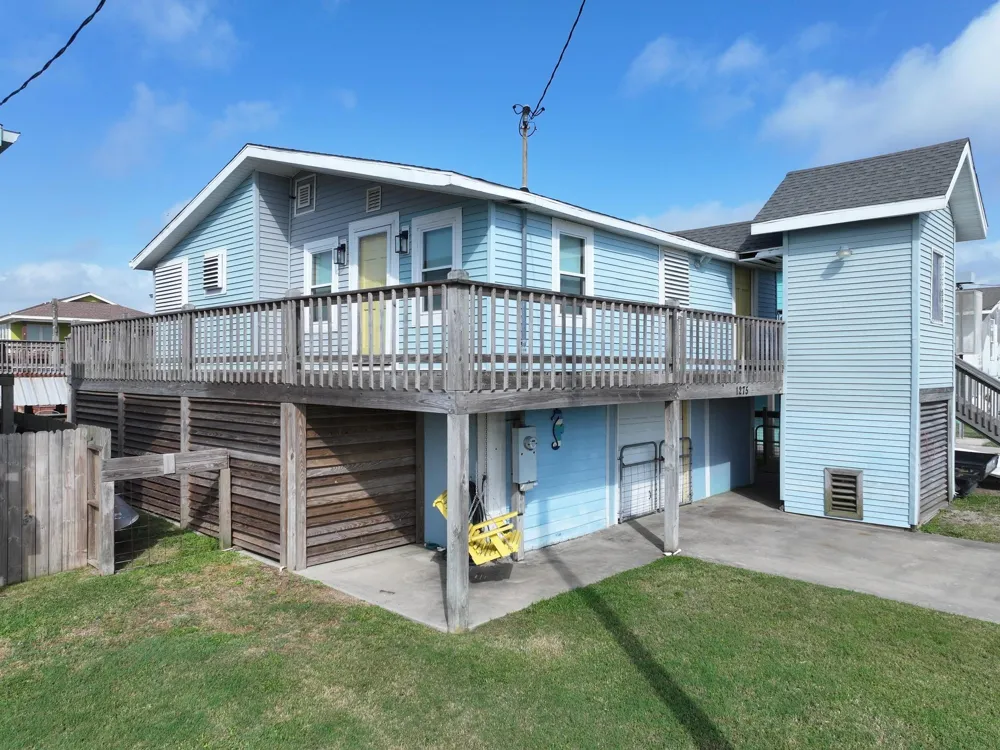 1275 Bay Street Port Bolivar, TX 77650