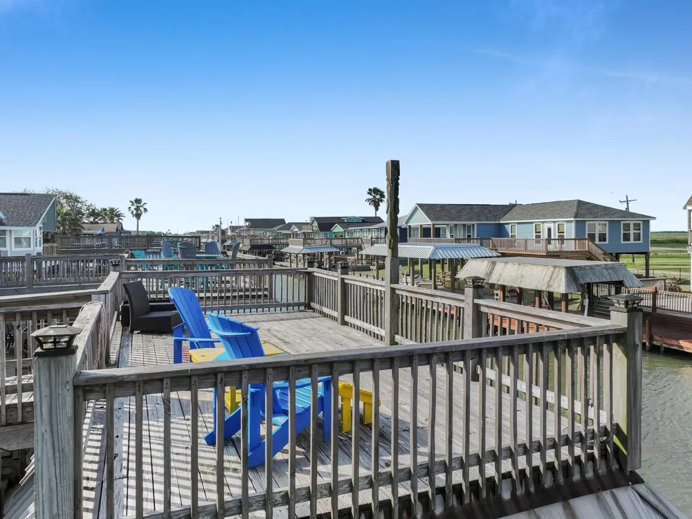 1275 Bay Street Port Bolivar, TX 77650