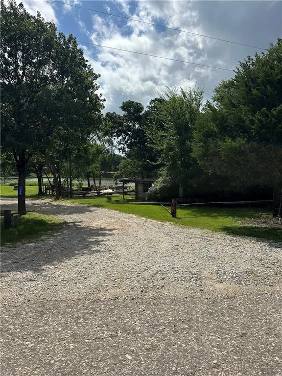 1172 Lcr 892 Jewett, TX 75846