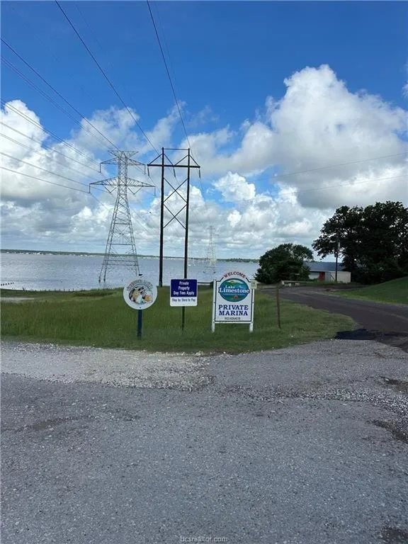 1172 Lcr 892 Jewett, TX 75846