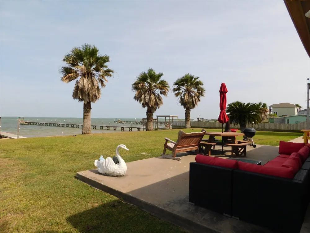 635 Marshall Johnson Avenue S Port Lavaca, TX 77979