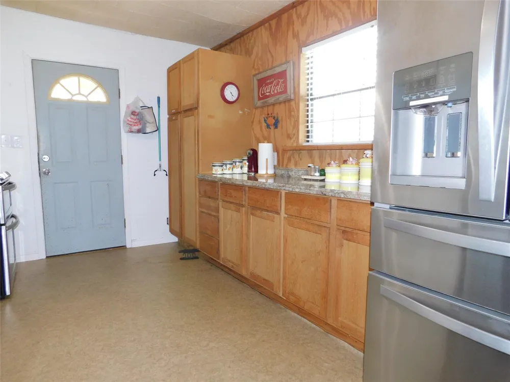 635 Marshall Johnson Avenue S Port Lavaca, TX 77979