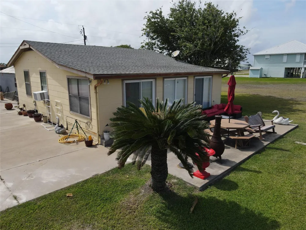 635 Marshall Johnson Avenue S Port Lavaca, TX 77979