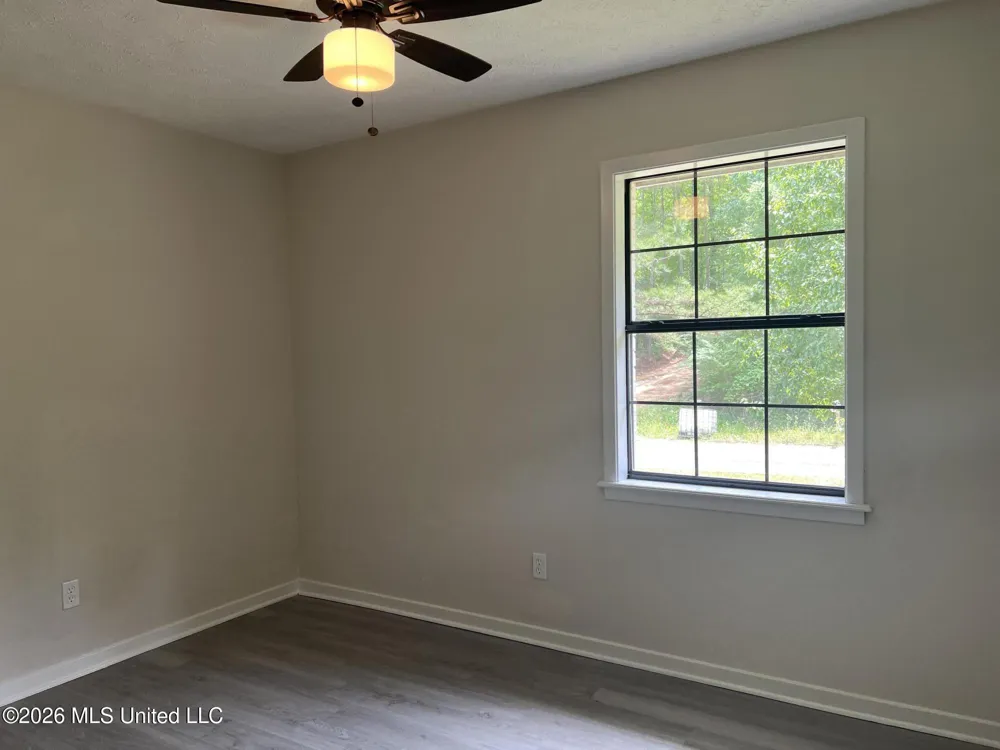 1846 Loring Road Camden, MS 39045