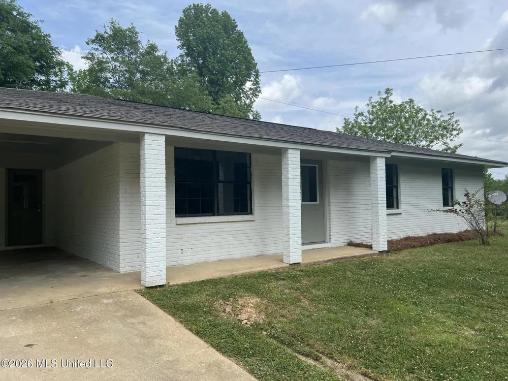 1846 Loring Road Camden, MS 39045