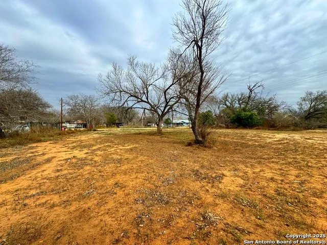 TBD 5th St - Lot 10 Moore, TX 78057