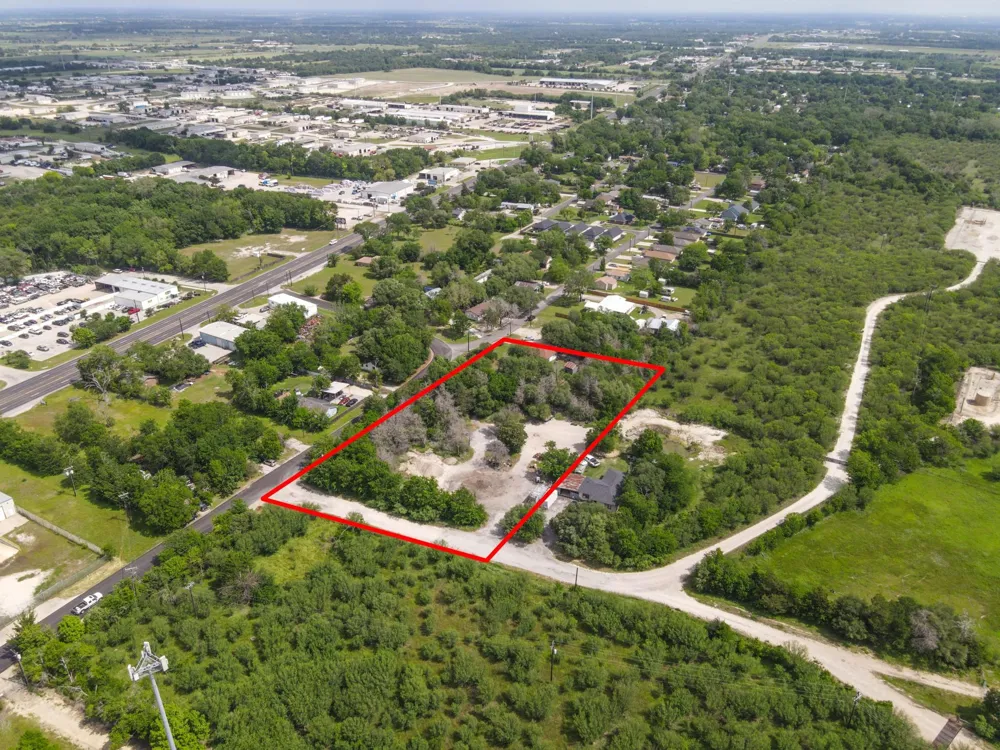 3715 High Street Bryan, TX 77808