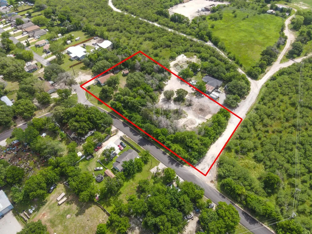 3715 High Street Bryan, TX 77808