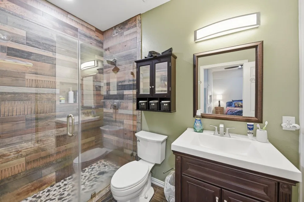 518 Columbus Road Sealy, TX 77474
