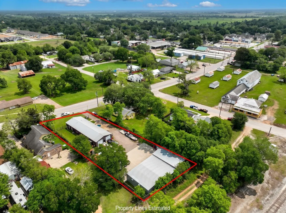 518 Columbus Road Sealy, TX 77474
