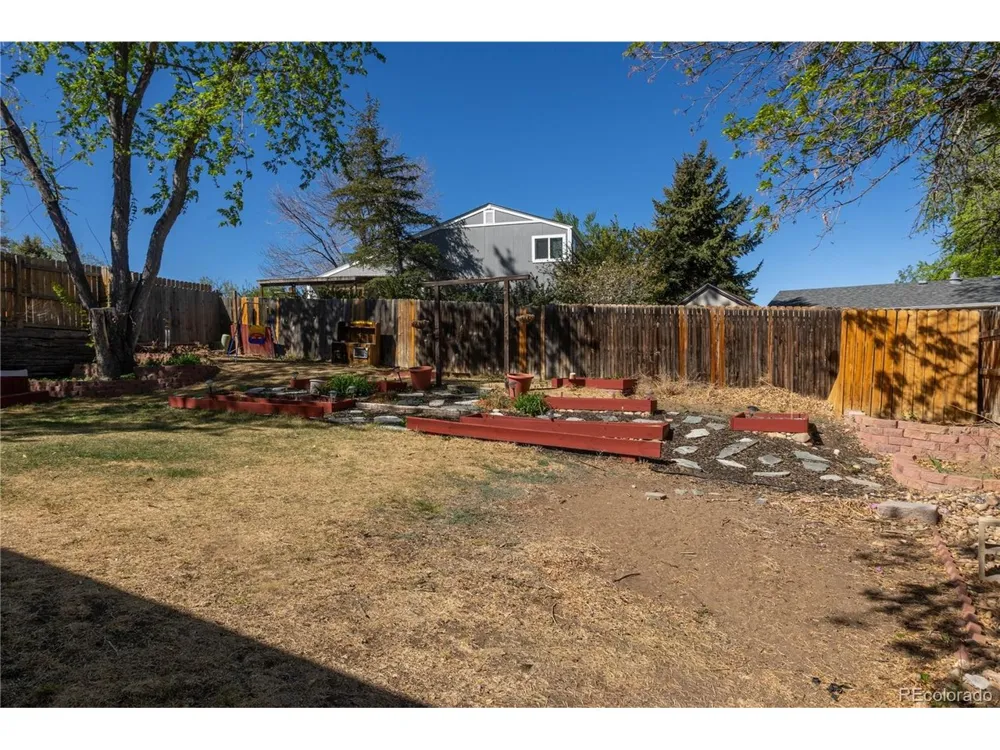 9017 Dover Street Broomfield, CO 80021