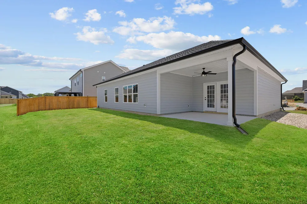 408 Winchester Drive Fort Oglethorpe, GA 30742