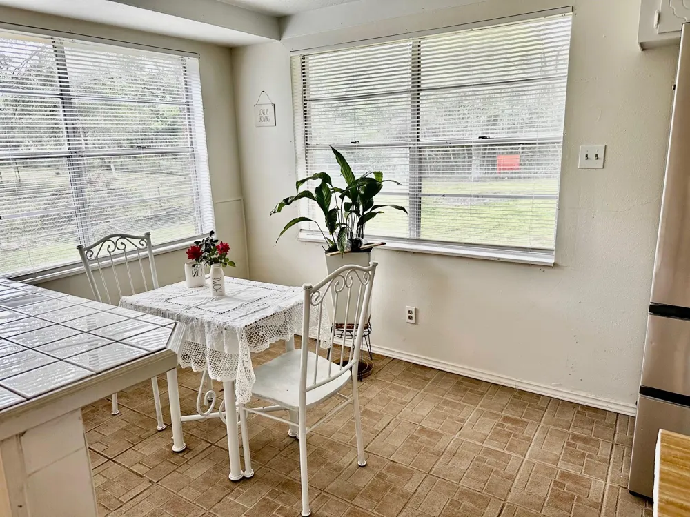 3658 Reaves Road Cleveland, TX 77328