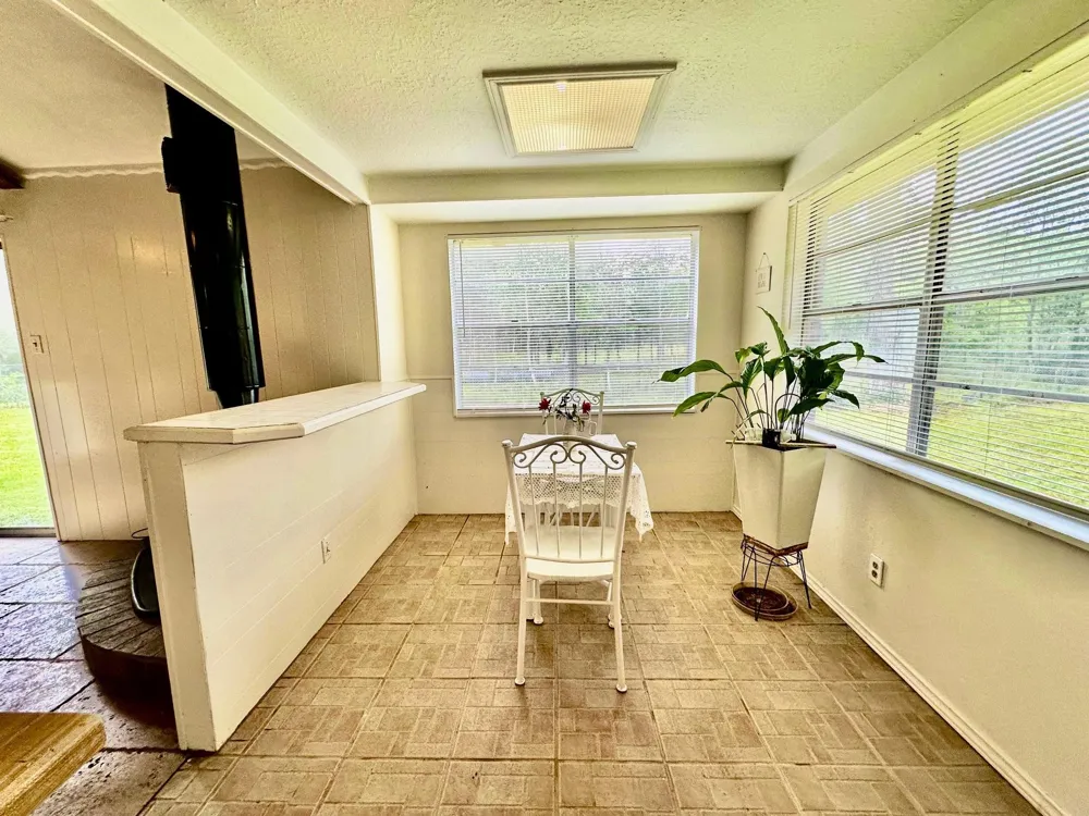 3658 Reaves Road Cleveland, TX 77328