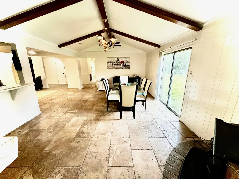3658 Reaves Road Cleveland, TX 77328