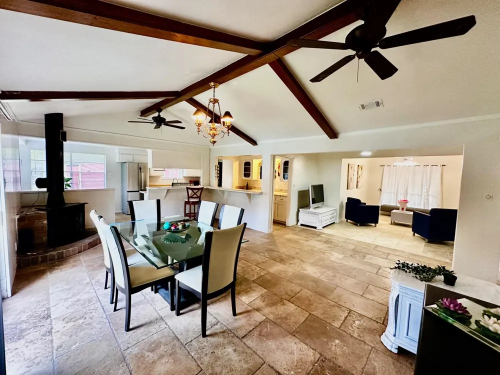 3658 Reaves Road Cleveland, TX 77328