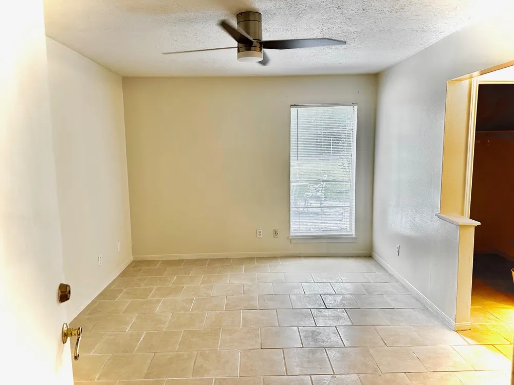 3658 Reaves Road Cleveland, TX 77328