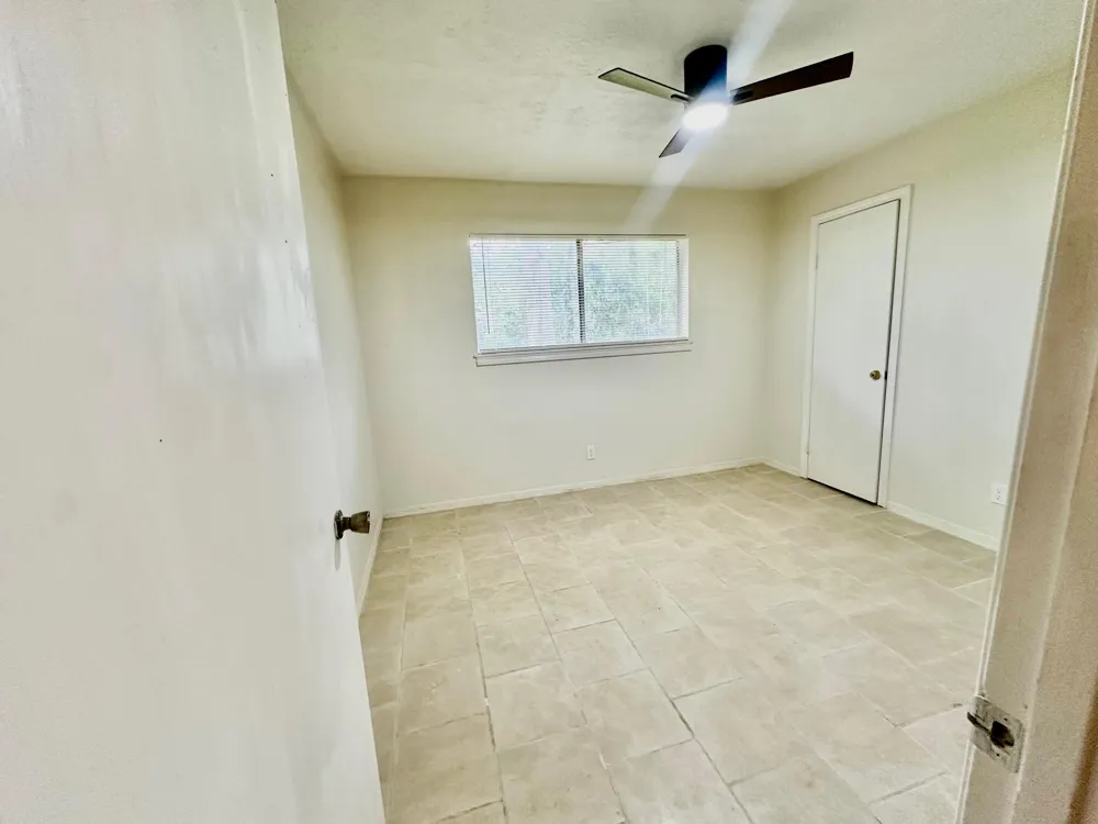 3658 Reaves Road Cleveland, TX 77328