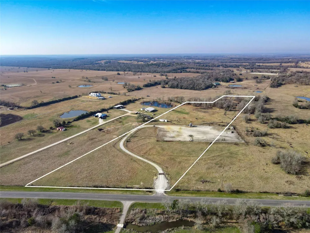 S Fm 46 Franklin, TX 77856