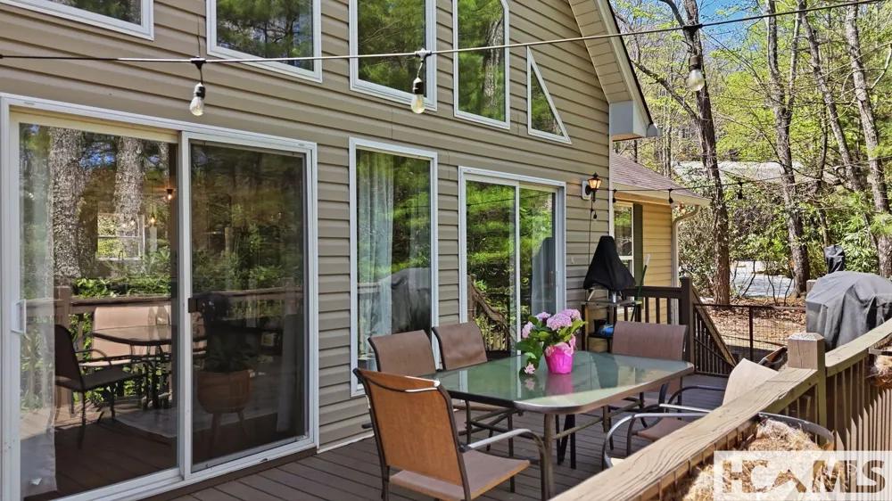 30 Birdnest Road Sapphire, NC 28774