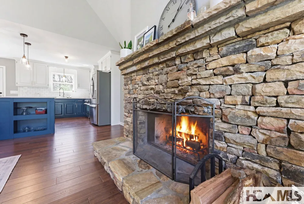 30 Birdnest Road Sapphire, NC 28774