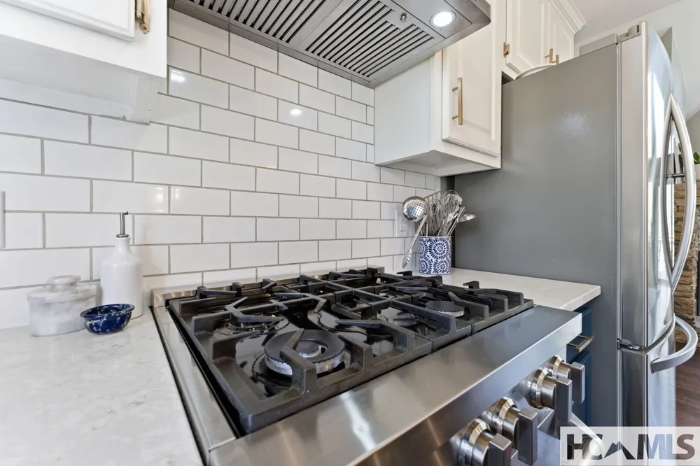30 Birdnest Road Sapphire, NC 28774