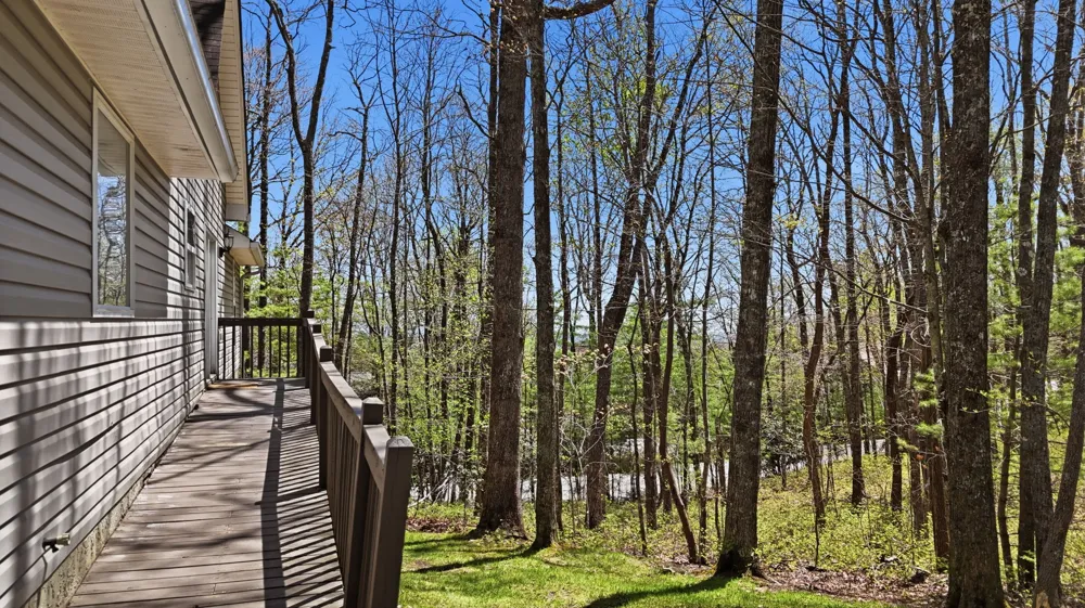 30 Birdnest Road Sapphire, NC 28774