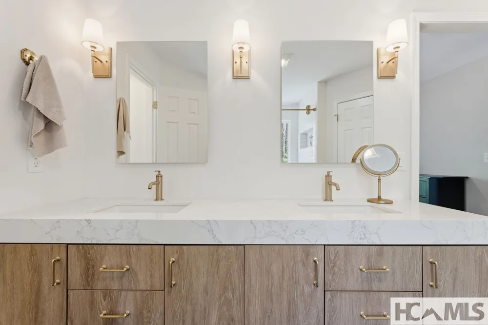 30 Birdnest Road Sapphire, NC 28774