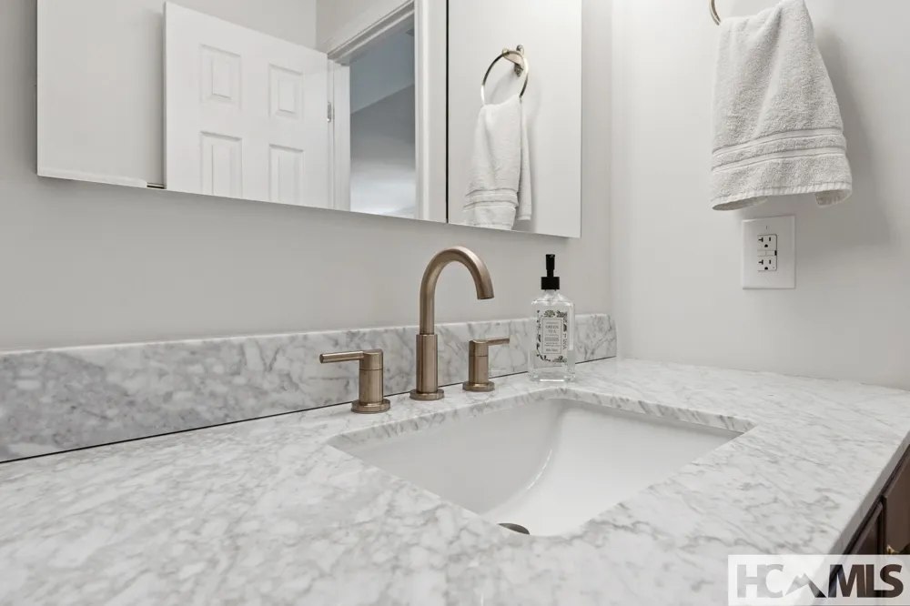 30 Birdnest Road Sapphire, NC 28774