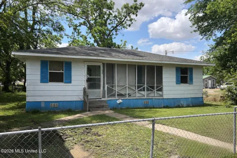 215 Brantley Street