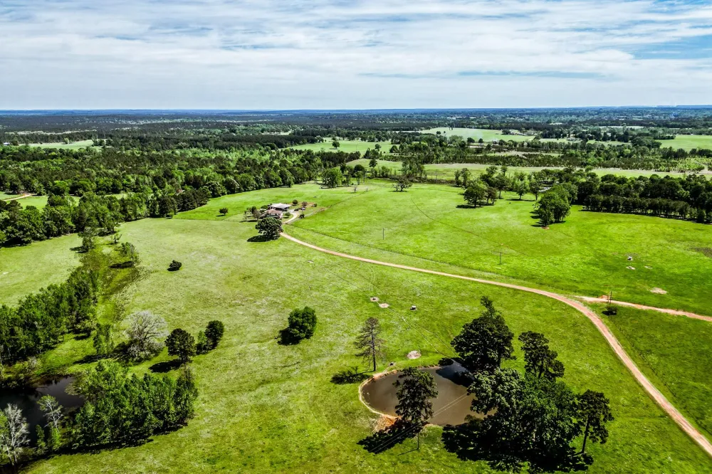 1014 Cr 1825 Crockett, TX 75835