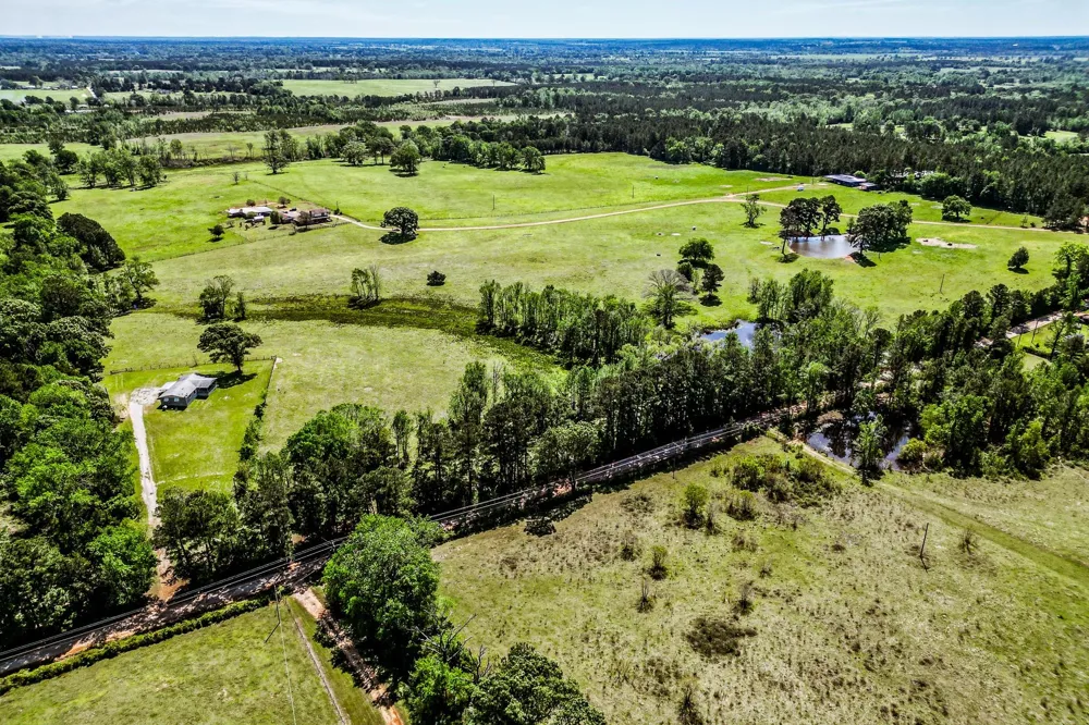 1014 Cr 1825 Crockett, TX 75835
