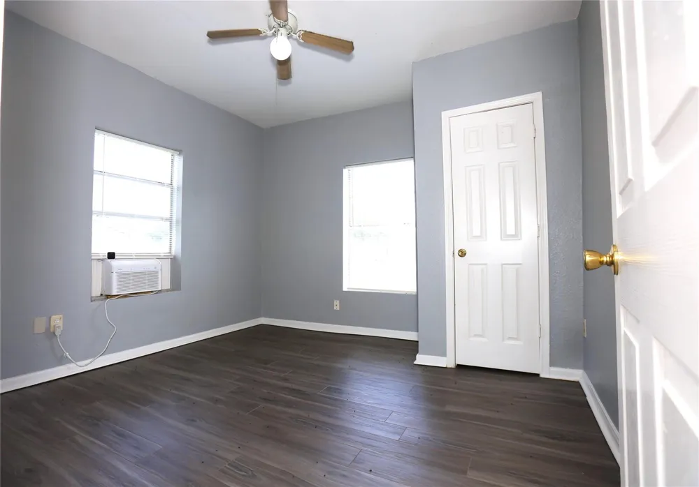 107 Prewitt Lane West Columbia, TX 77486