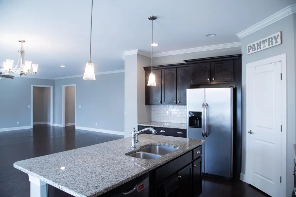 565 Lakeshore Cove Drive Fort Oglethorpe, GA 30742
