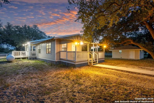 2605 SCHUETTIG RD Poteet, TX 78065