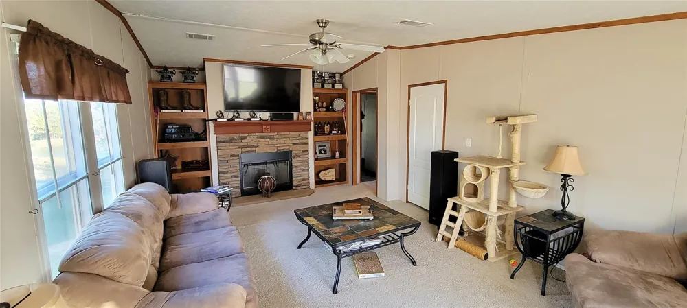 1045 Mcelroy Lane New Ulm, TX 78950