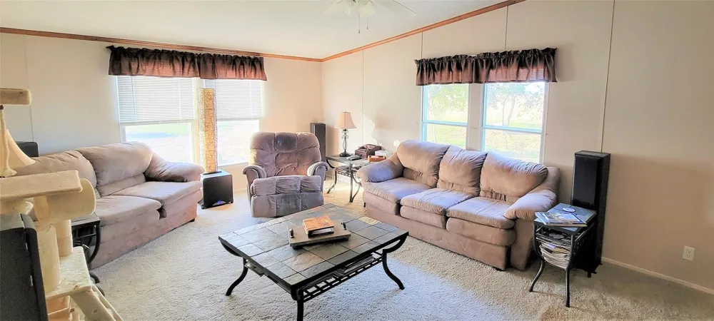 1045 Mcelroy Lane New Ulm, TX 78950