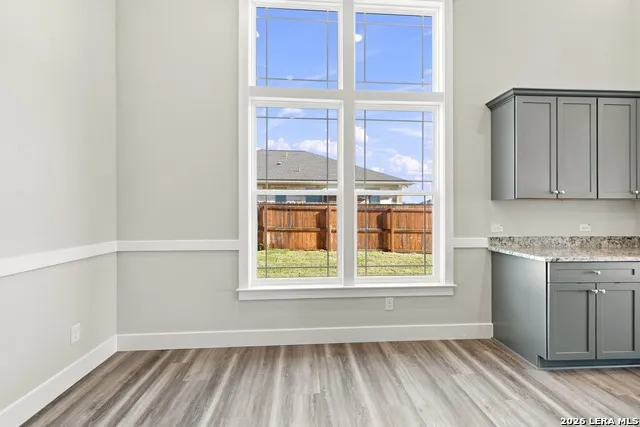 130 Merion Ln La Vernia, TX 78121