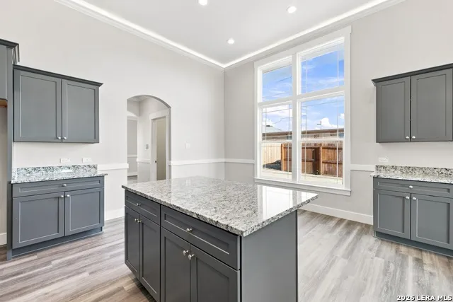 130 Merion Ln La Vernia, TX 78121