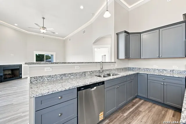 130 Merion Ln La Vernia, TX 78121