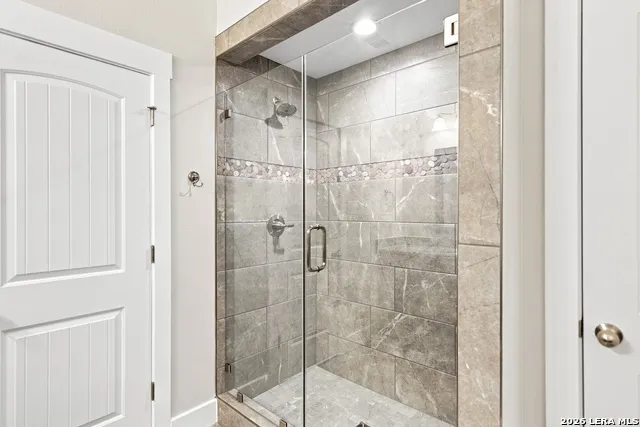130 Merion Ln La Vernia, TX 78121