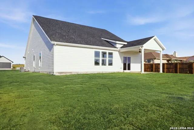 130 Merion Ln La Vernia, TX 78121