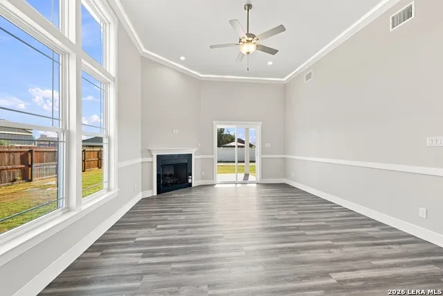 130 Merion Ln La Vernia, TX 78121