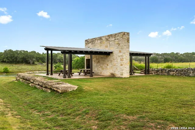 1465 Ironwood Rd Fischer, TX 78623