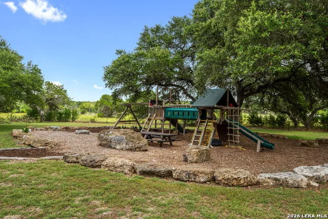 1465 Ironwood Rd Fischer, TX 78623