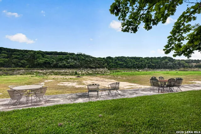 199 LAKESHORE DR S Bandera, TX 78003