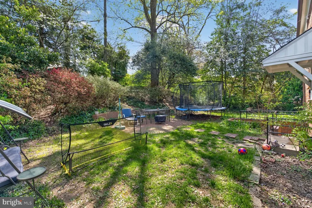 7215 ROLLINGWOOD DRIVE Chevy Chase, MD 20815