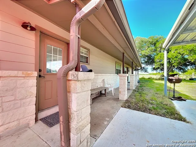 3389 fm 888 Beeville, TX 78102
