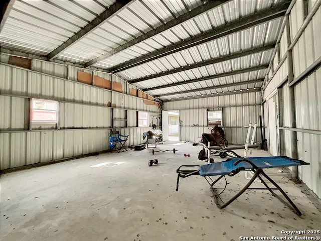 3389 fm 888 Beeville, TX 78102